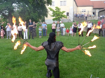 Feuershow Robaria mit Kindershow in Sachsen